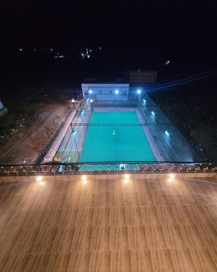 Mount Resorts Lonavala 5 Bhk Luxurious Villa With Private Pool And Full Size Cricket Football Turf Dış mekan fotoğraf