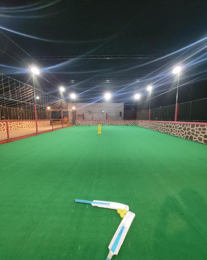 Mount Resorts Lonavala 5 Bhk Luxurious Villa With Private Pool And Full Size Cricket Football Turf Dış mekan fotoğraf
